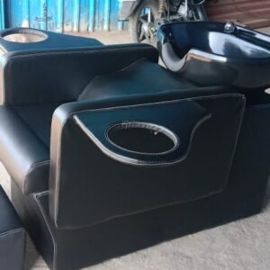 MENI PEDI + SHAMPOO STATION